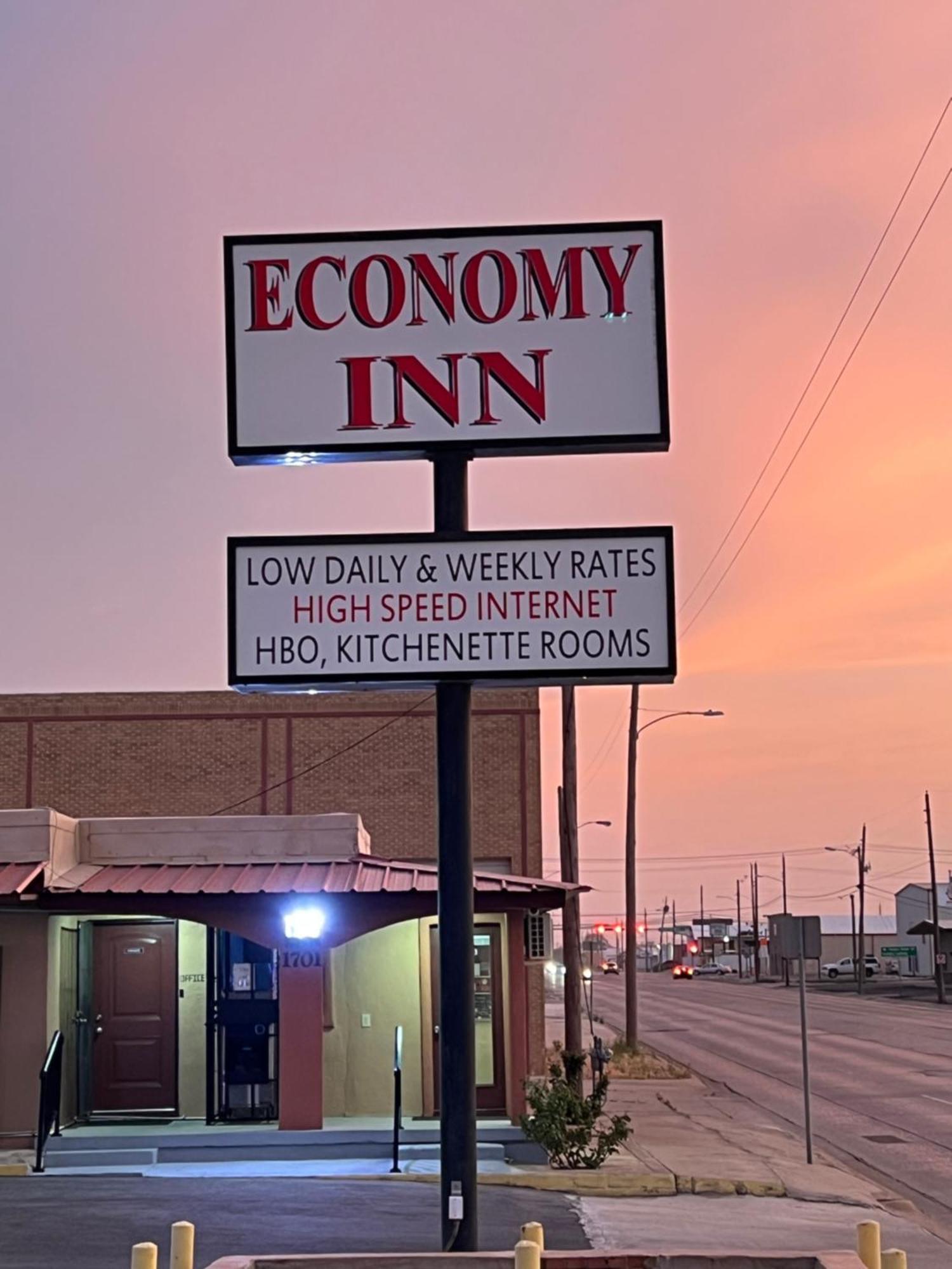 Economy Inn Odessa Buitenkant foto